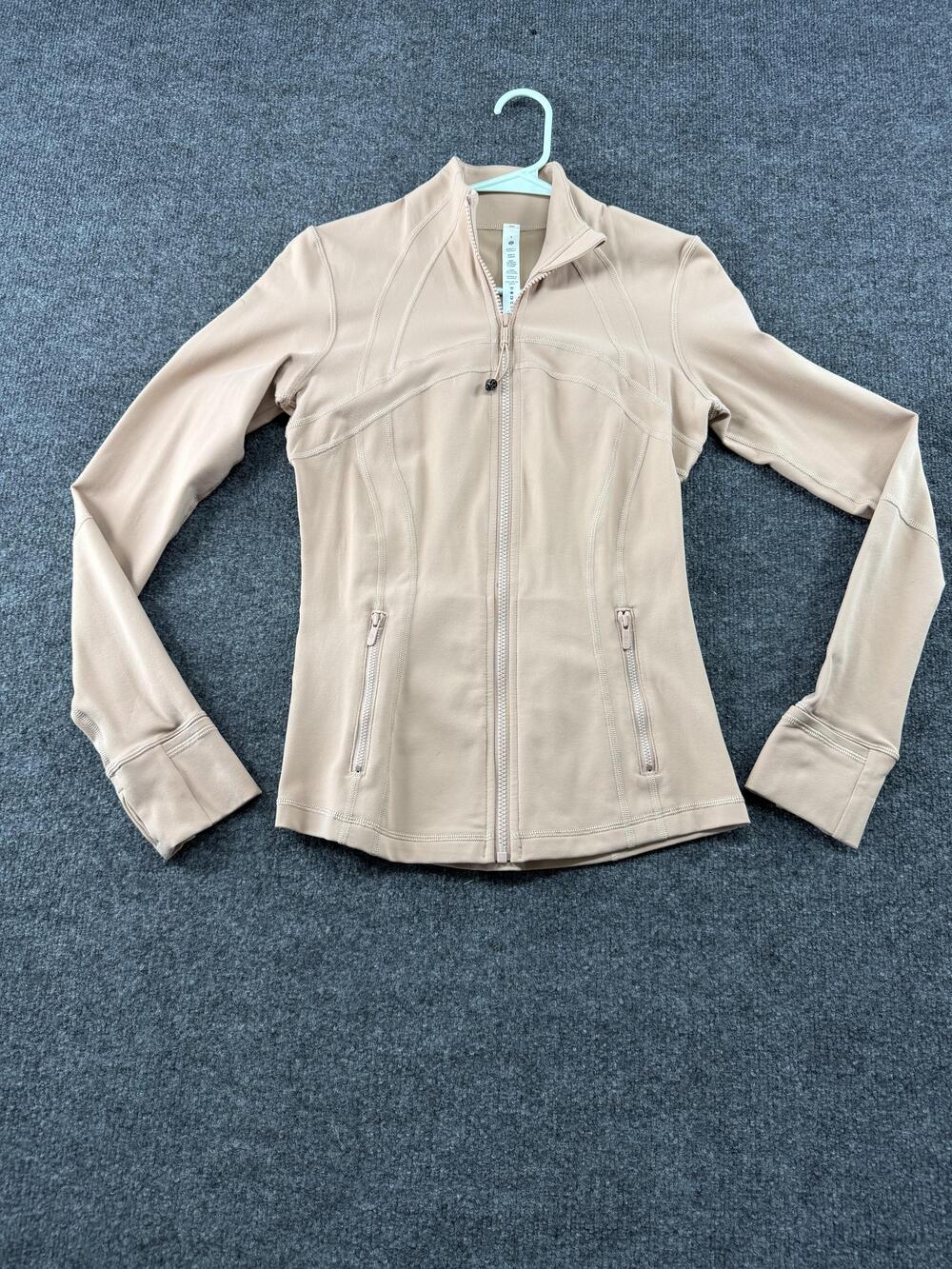 Lululemon Jacket Womens 6 Define Full Zip Thumbholes Pockets Yoga Gym